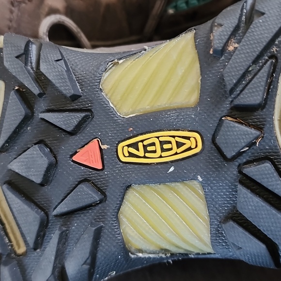 Ladies Keen Targhee 3 mid height waterproof hiking boot - Picture 7 of 11